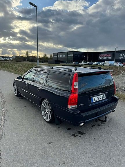 Brugt Volvo V70 2.4