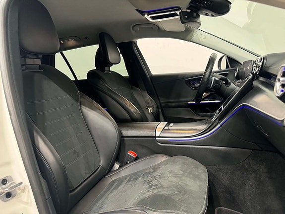 Mercedes-Benz C300 6 of 17