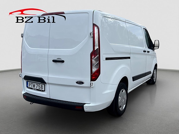 Ford Transit Custom 5 of 18