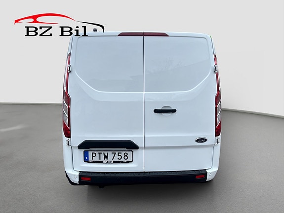 Ford Transit Custom 4 of 18