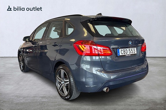 BMW 218 4 of 28