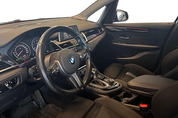 BMW 218 11 of 28