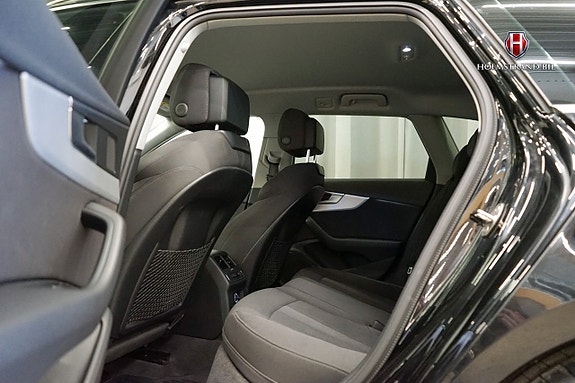 Audi A4 10 of 22