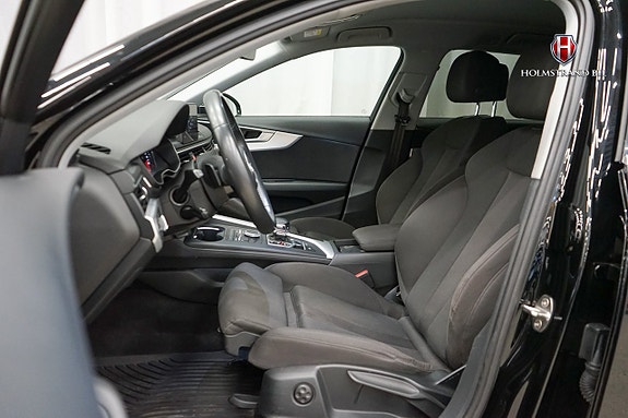 Audi A4 9 of 22