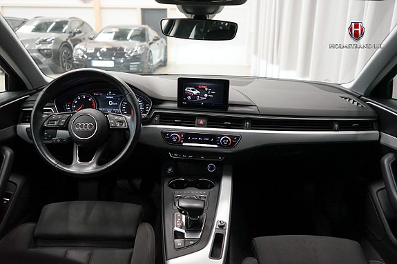 Audi A4 11 of 22
