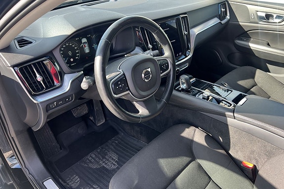 Volvo V60 16 of 28