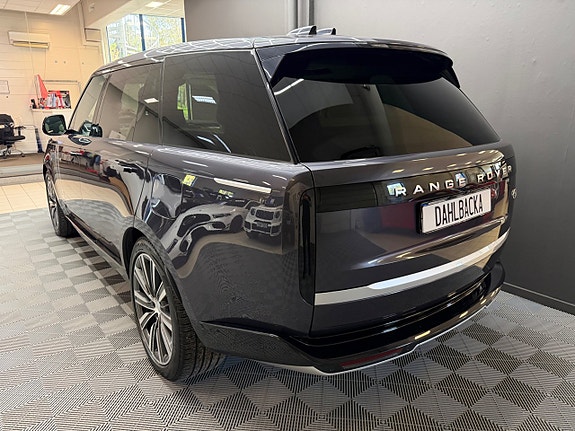 Land Rover Range Rover 5 of 5