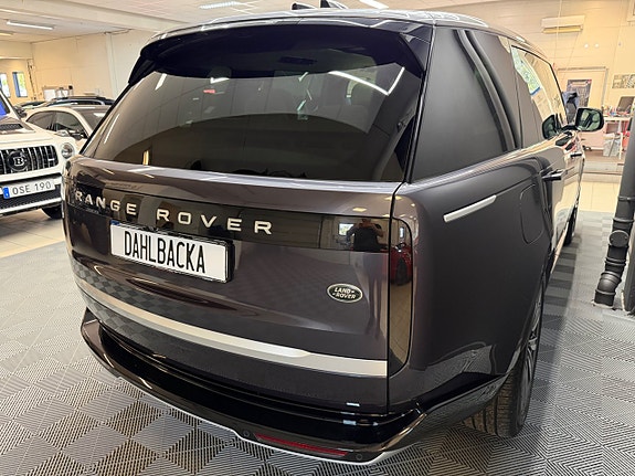 Land Rover Range Rover 6 of 18
