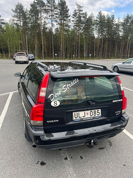 Volvo V70 4 of 15