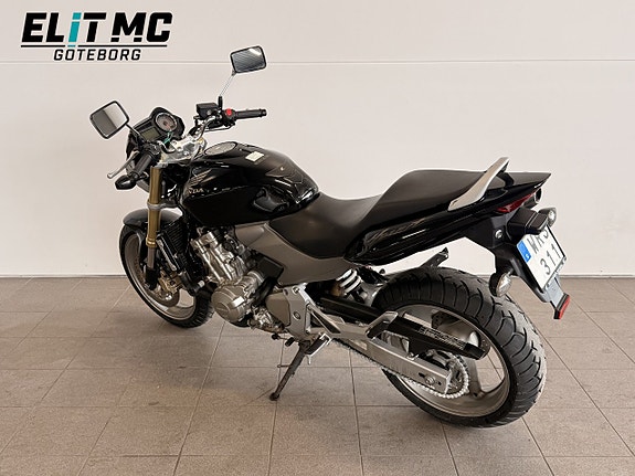 Honda Powersports CB600F Hornet 0.6 | Nyservad | Låga mil 11 of 22