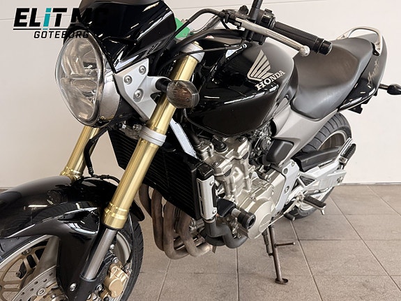 Honda Powersports CB600F Hornet 0.6 | Nyservad | Låga mil 18 of 22