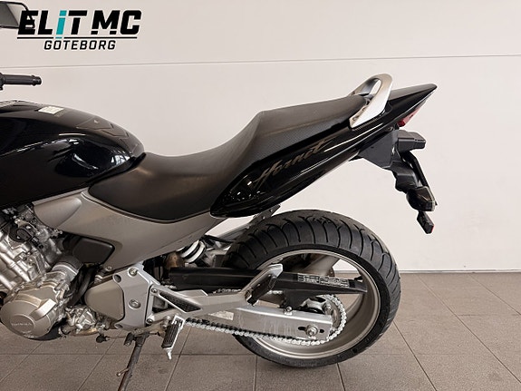 Honda Powersports CB600F Hornet 0.6 | Nyservad | Låga mil 16 of 22