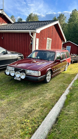 Volvo 940 2 of 11