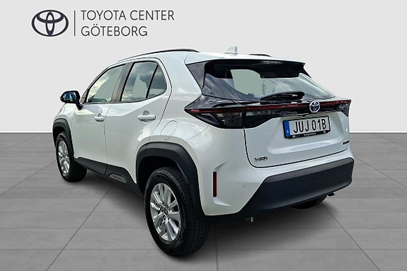 Toyota Yaris Cross 4 of 14