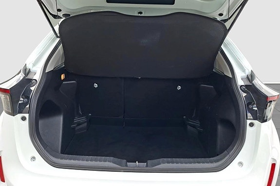 Toyota Yaris Cross 12 of 14