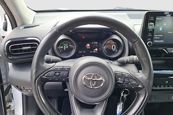Toyota Yaris Cross 11 of 14