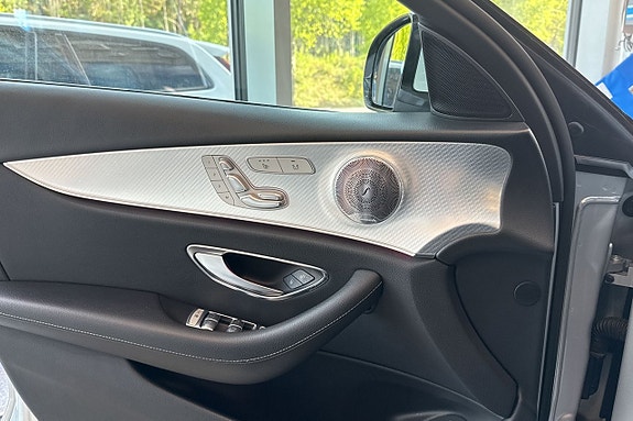 Mercedes-Benz E220 d 17 of 28