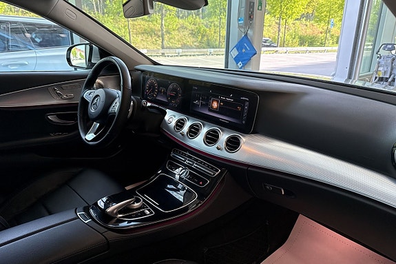Mercedes-Benz E220 d 7 of 28