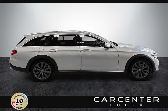 Mercedes-Benz E220 d 2 of 5