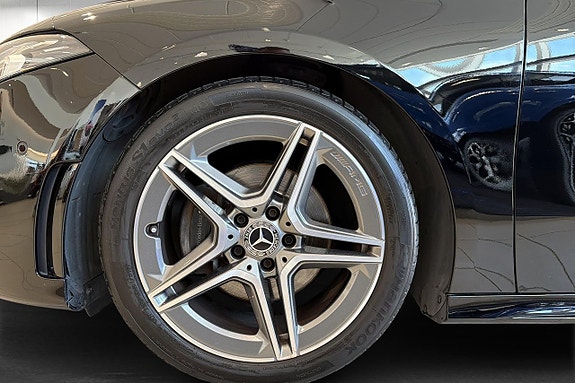 Mercedes-Benz A180 5 of 5