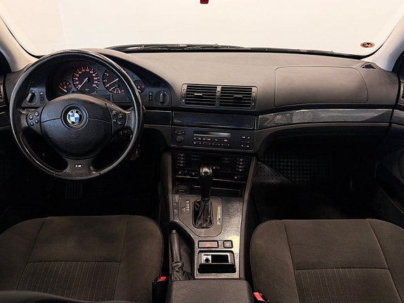 BMW 520 11 of 17