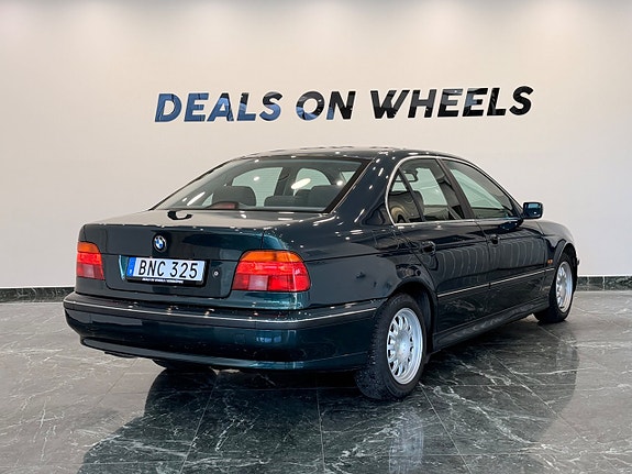 BMW 520 5 of 5