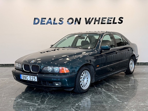 BMW 520 4 of 5