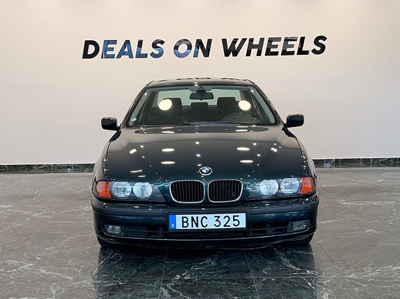 BMW 520 7 of 17