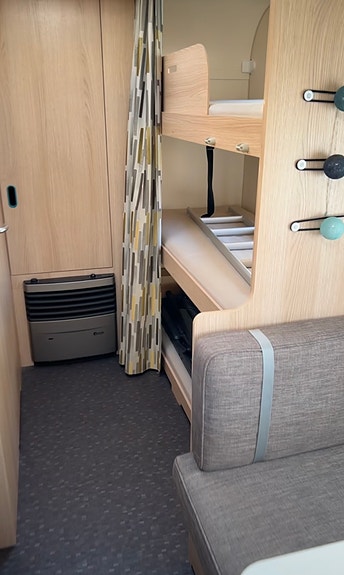 Adria Husvagn Uthyres 3 of 7