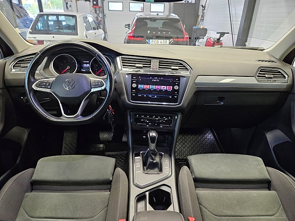 Volkswagen Tiguan 10 of 26