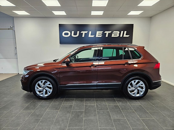 Volkswagen Tiguan 2 of 26