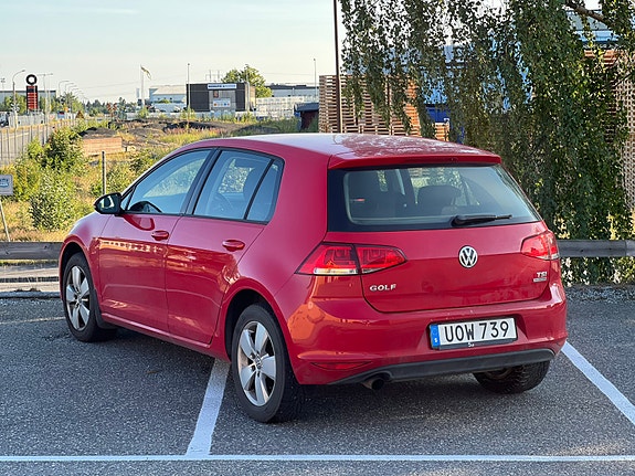 Volkswagen Golf VII 3 of 5