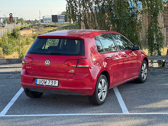 Volkswagen Golf VII 4 of 5