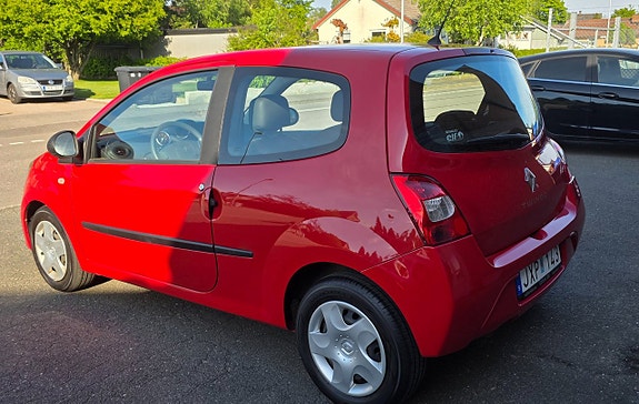 Renault Twingo 3 of 5