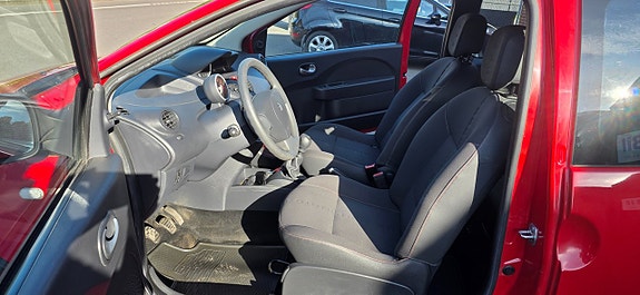 Renault Twingo 11 of 15