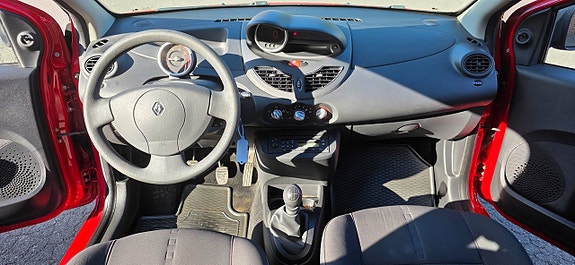 Renault Twingo 13 of 15
