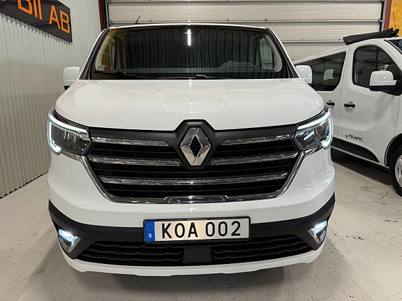 Renault Trafic 4 of 13