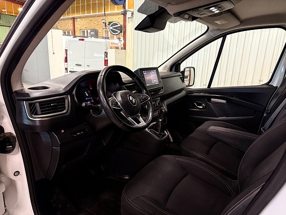 Renault Trafic 9 of 13