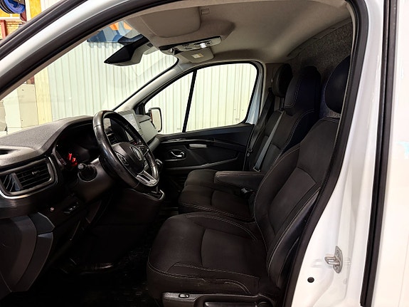Renault Trafic 8 of 13