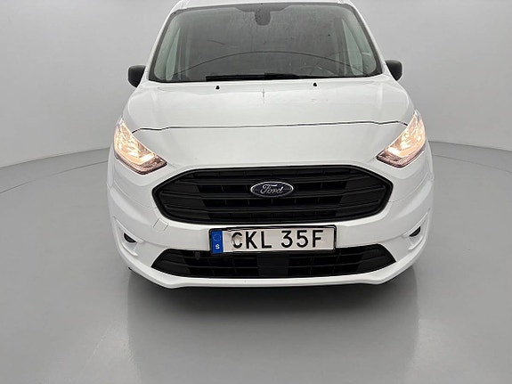 Ford Transit Connect 5 of 16