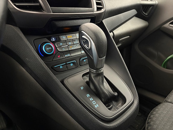 Ford Transit Connect 13 of 16