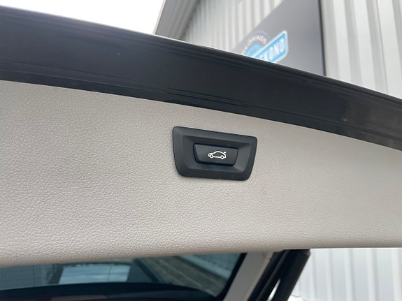 BMW 320d 9 of 9
