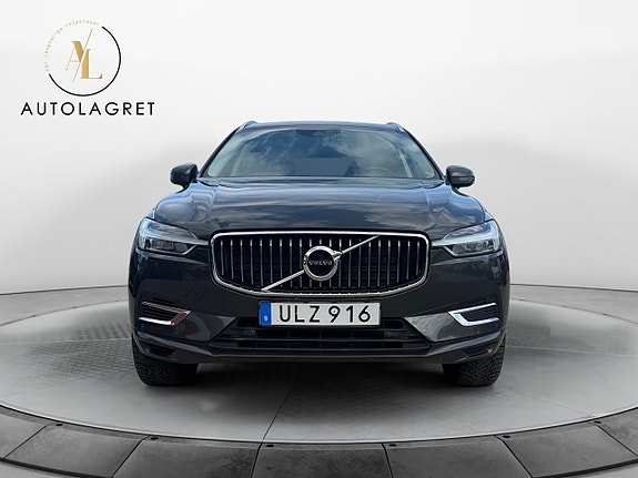 Volvo XC60 2 of 21