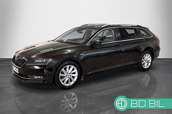Skoda Superb 3 of 5