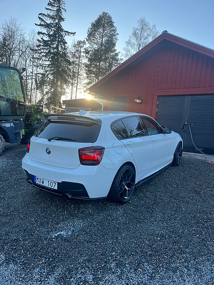 BMW M135i 3 of 9