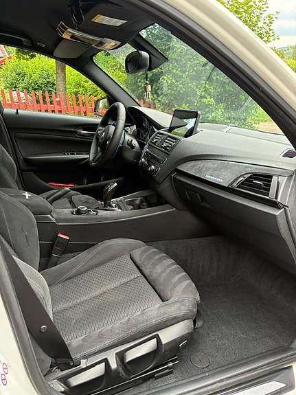 BMW M135i 8 of 9