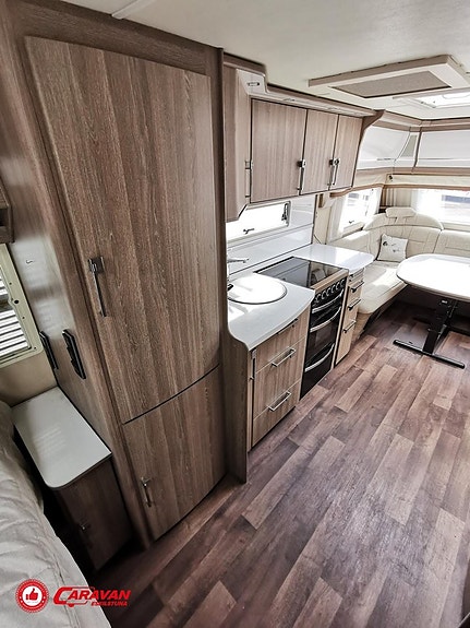 Kabe ROYAL 780 TDL KS / QUEENSBED 21 of 27