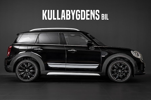 MINI Countryman Cooper 2 of 5