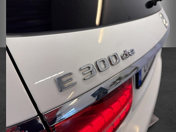 Mercedes-Benz E300 de 27 of 27
