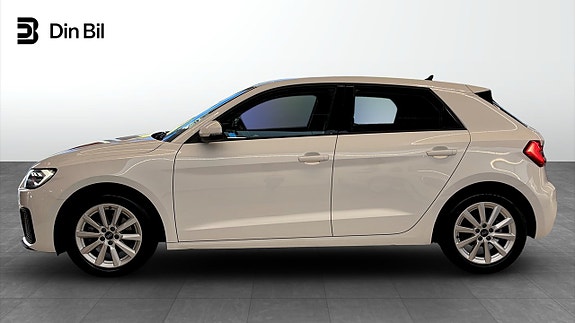 Audi A1 2 of 5